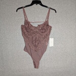 Blashe Bodysuit Women XL Mauve NWT Lace Underwire Adjustable Straps Dusty Rose